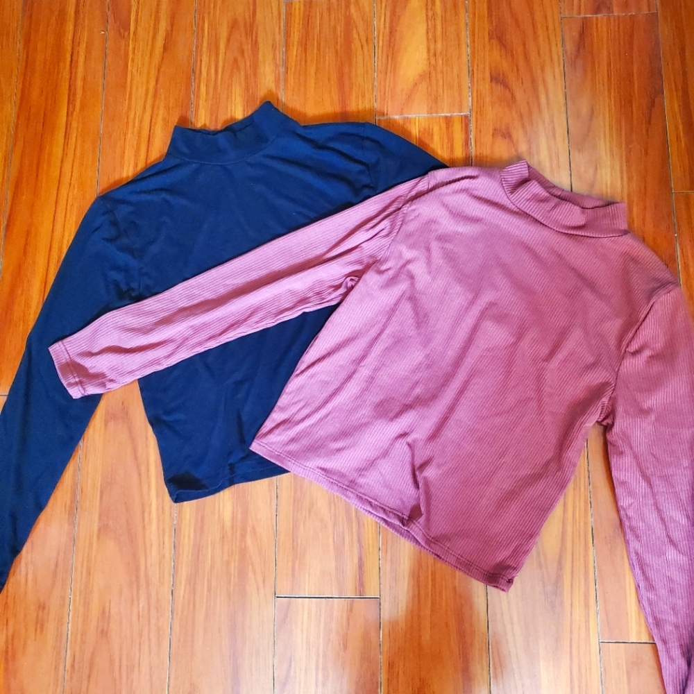 Bundle of crop mock turtleneck tops